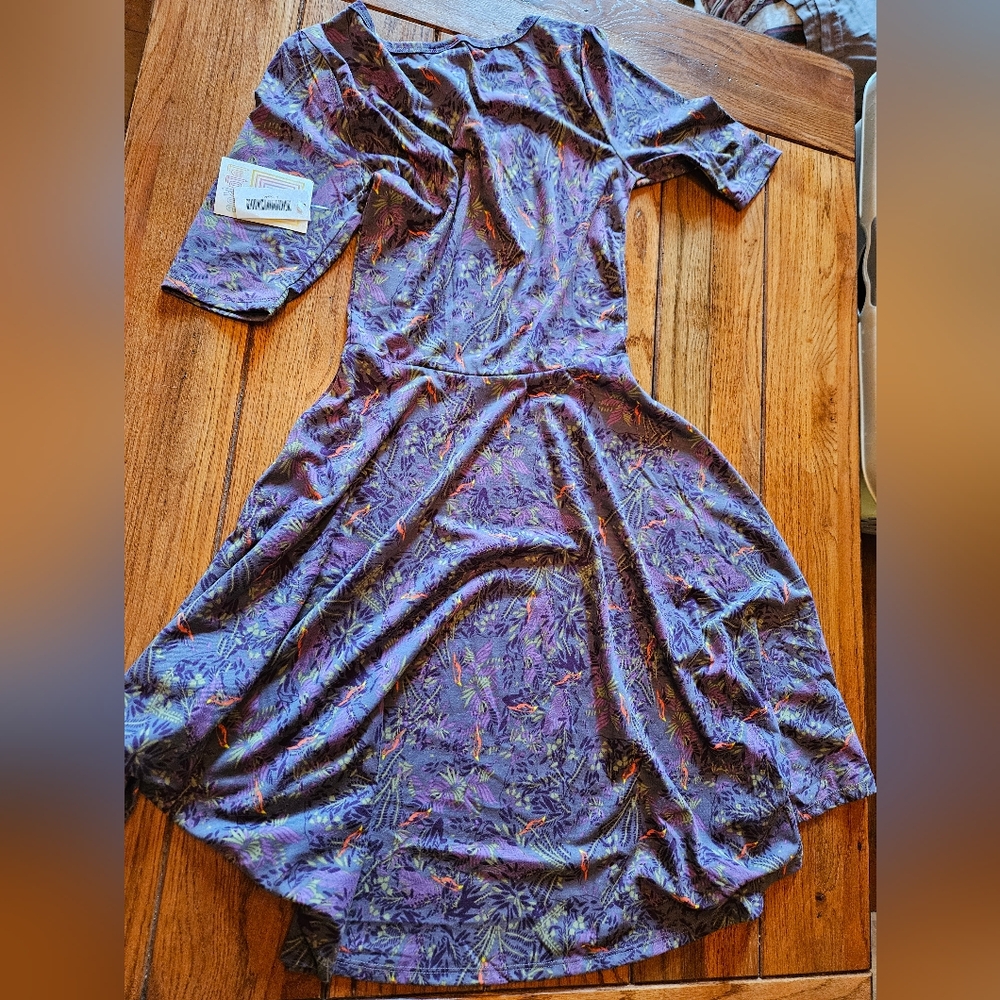 NWT LuLaRoe Nicole Dress M - Picture 6 of 6